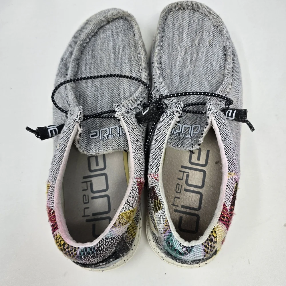 Hey Dudes Men’s Wally Funk Etno Grey Loafers Slip On Boat Shoes Men's Size 9 US.